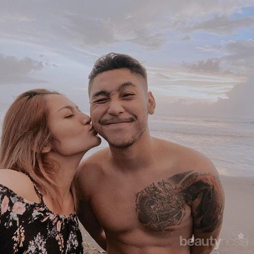 Siti Badriah dan Krisjiana Berantem Gegara Main TikTok