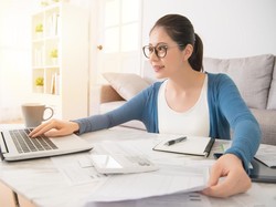 Tetap Sehat Selama WFH? Bisa Banget, Begini Tips Jitunya