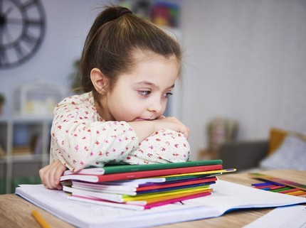 Anak Sekolah Harus Senang Bukan Beban, Begini Tipsnya Bun