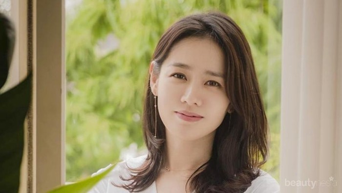 Son Ye Jin Sumbangkan Rp1,1 M untuk Kampungnya yang Terkena Wabah Virus Corona