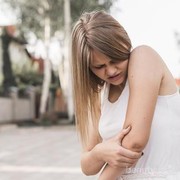 Siku dan Lutut Menghitam? Gunakan 5 Bahan Alami Ini untuk Mencerahkan