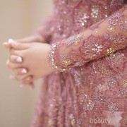 Cantik dan Anggun! Ini Dia Desain Kebaya Vera Kebaya yang Dikenakan Artis