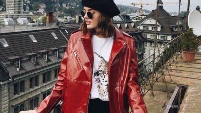 Latex Jacket Bikin Tampilan Kamu Modis Abis, Intip Inspirasinya!