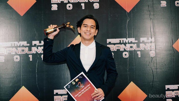 10 Potret Rangga Azof, Si Tampan Pemeran 'Samudera' yang Bikin Cewek Baper