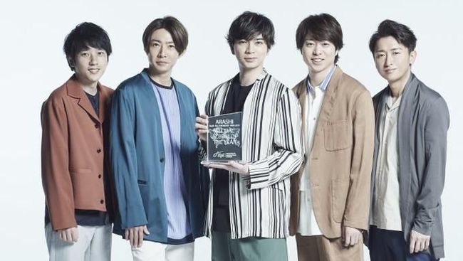 Gelar Konser Terakhir di Tokyo Dome, ARASHI Resmi Bubar Setelah 26 Tahun Berkarya