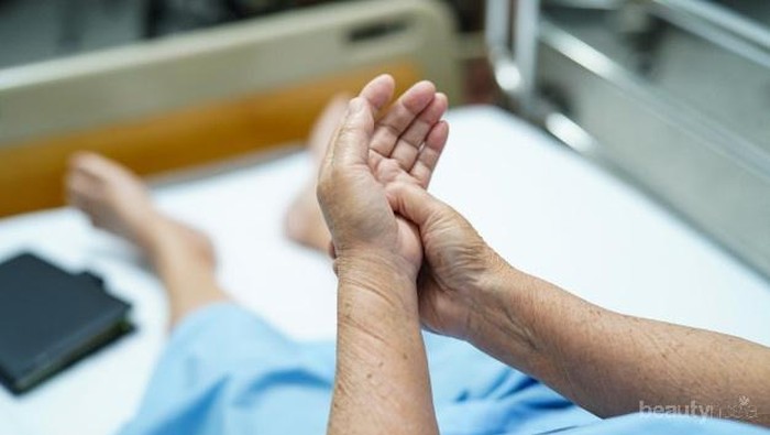 Kenali Tanda-tanda Penyakit Parkinson Sebelum Terlambat! Kenali Tanda-tanda Penyakit Parkinson Sebelum Terlambat!