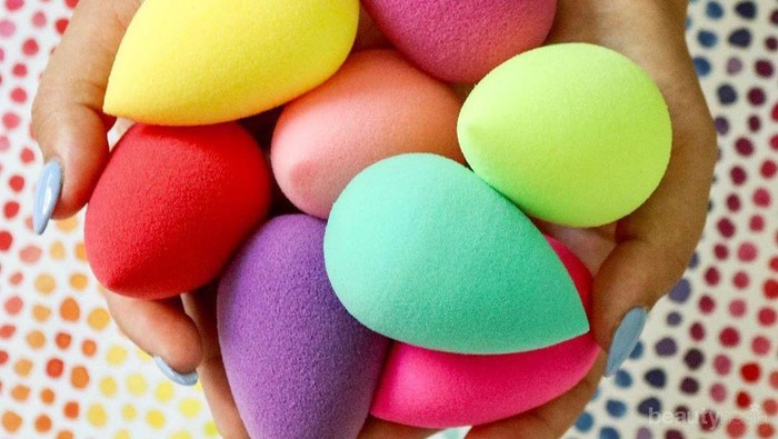 Wajib Tahu! 6 Rahasia Kecantikan Menggunakan Beauty Blender Saat Makeup Wajib Tahu! 6 Rahasia Kecantikan Menggunakan Beauty Blender Saat Makeup