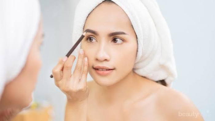 10 Kesalahan Umum yang Dilakukan Wanita Saat Menata Alis