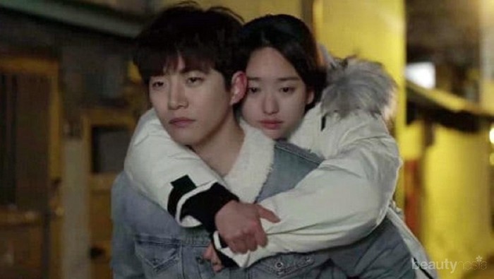 Ramalan Zodiak Hari Ini: Aquarius Ingat Percaya Kunci Hubungan Sukses, Aries Jangan Terlalu Banyak Nuntut!