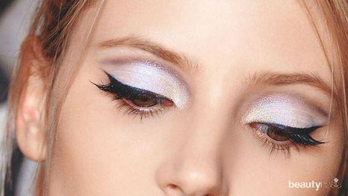 5 Krim Eyeshadow yang Paling Gampang Dipakai, Cocok Buat Newbie!