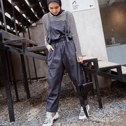 Untuk Gaya Hijabers yang Casual dan Feminin, Intip Inspirasi Styling dengan Jumpsuit Ini!
