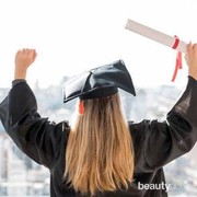 Jadi Glowing dan Pendidikan Lebih Cerah, Impian 60 Perempuan Indonesia Ini Terwujud!