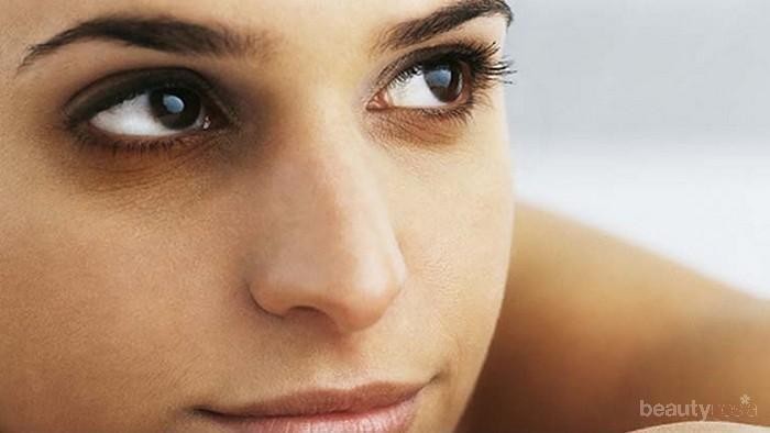 Kesal Punya Kantung Mata? Ini Rekomendasi Concealer untuk Bantu Tutupinya!