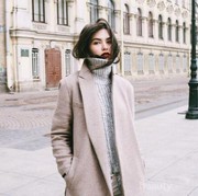 Gini Nih 5 Cara Padu Padan Turtle Neck Supaya Kamu Makin Kece!