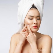 Bahan-Bahan Alami Ampuh Hilangkan Bekas Jerawat dalam Hitungan Minggu