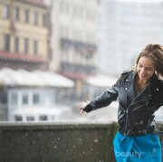 Pakai Sunscreen di Musim Hujan, Memangnya Perlu?