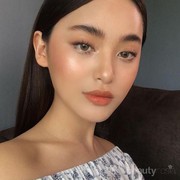 5 Rokemendasi Highlighter High End untuk Glass Skin Look ala Cewek Korea