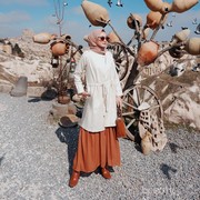 Inspirasi Mix & Match Dress dengan Outer Kimono