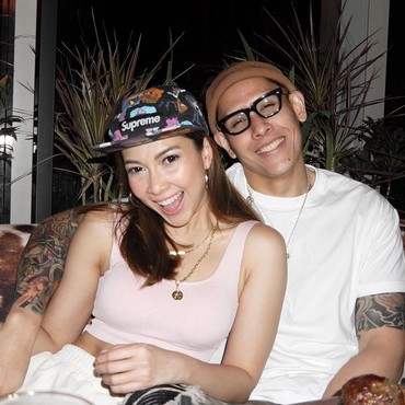 Pesan Cinta Mengharukan Ganindra Bimo untuk Andrea Dian