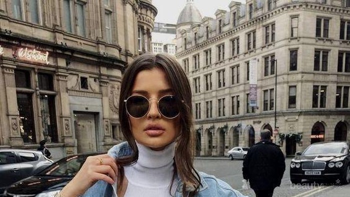 5 Hacks Padu Padan Jaket Jeans Biar Makin Kece, Contek Yuk!