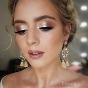 Wah! Gaya Rias Wajah Pengantin Ini Ternyata Sedang Populer di Kalangan MUA