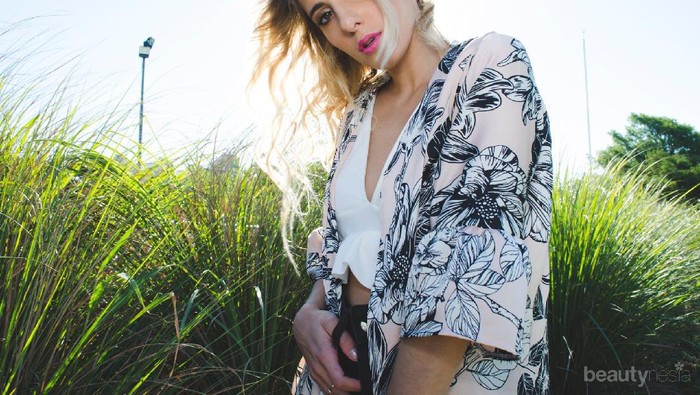 Ingin Tampil Elegan? 5 Model Kimono Outer Ini Cocok Digunakan Saat Acara Formal Ingin Tampil Elegan? 5 Model Kimono Outer Ini Cocok Digunakan Saat Acara Formal
