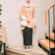 Gaya Elegan Seleb Berhijab yang Bisa Disontek Pemilik Tubuh Mungil