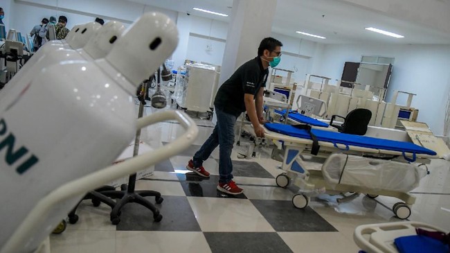 RS Wisma Atlet menampung 318 pasien positif virus corona per Rabu (8/4). Selain itu, tercatat 150 PDP dan 59 ODP turut dirawat.