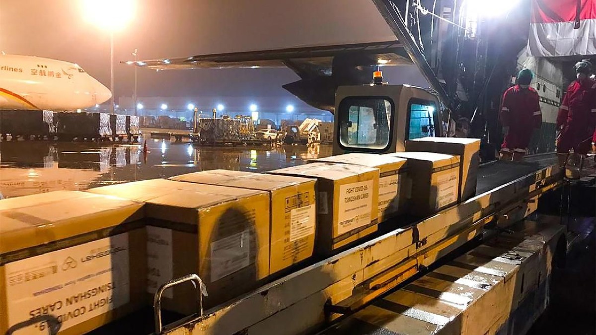 FOTO: Alat Kesehatan dari China Tiba di Indonesia