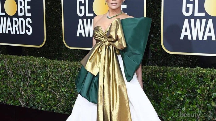 Menjadi Buah Bibir, Berikut Gaun yang Dianggap Terburuk di Golden Globe Awards 2020!