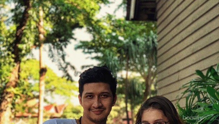 Potret Zoe Jackson, Kekasih Aditya Zoni