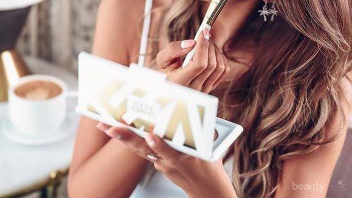 Biar Cantik Setiap Saat, Ini Tips Touch Up Makeup