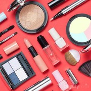 Pilih yang Tepat, Ini Kandungan dalam Kosmetik yang Bisa Cegah Jerawat