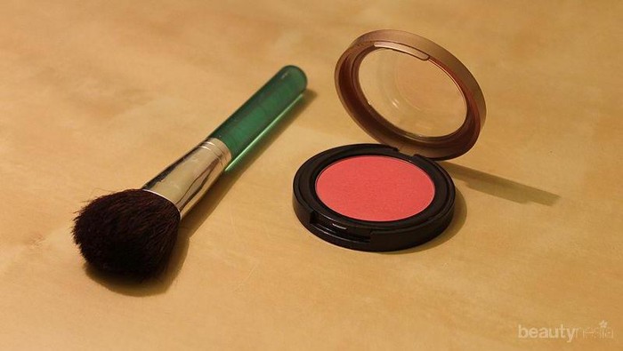Yuk Cari Tahu, Ini 7 Ragam Jenis Blush On dan Kelebihannya Yuk Cari Tahu, Ini 7 Ragam Jenis Blush On dan Kelebihannya