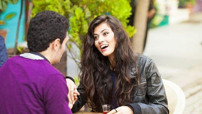 Harus Dihindari! Inilah Obrolan yang Gak Disukai Pria dari Wanita