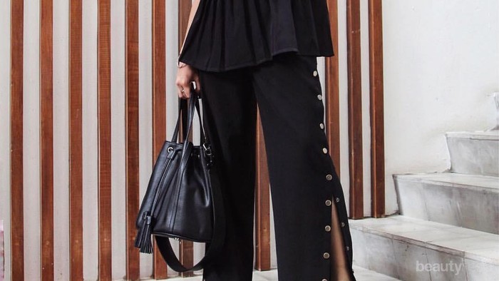 4 Model Celana Button Kekinian ala Selebgram, Stylish Abis!