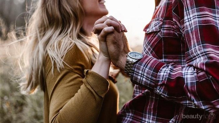 Ladies, Jangan Lakukan Kesalahan-Kesalahan Ini Ketika Sedang PDKT!