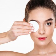Enggak Mahal, 5 Eye Makeup Remover Ini Harganya di Bawah Rp100 Ribu