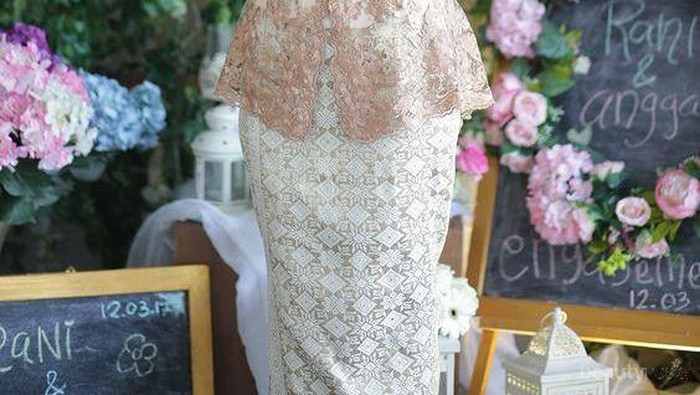 Wah, Ini Dia Detail Baju Atasan Model Sekarang yang Populer Dikenakan untuk Lamaran