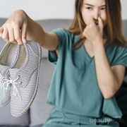 Mengatasi Bau Kaki yang Menyengat dengan Soda Kue