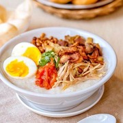 Resep Membuat Bubur Ayam yang Enaknya Gak Kalah dari Bubur Pinggir Jalan!