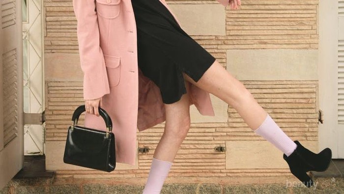 Fashionable dan Tetap Kelihatan Muda, Cobain 5 Tren Fashion Buat Cewek Umur 20an!