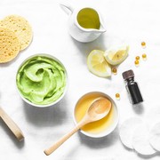 Resep Masker Rambut Alami Rumahan untuk Sehatkan Helaian Rambut