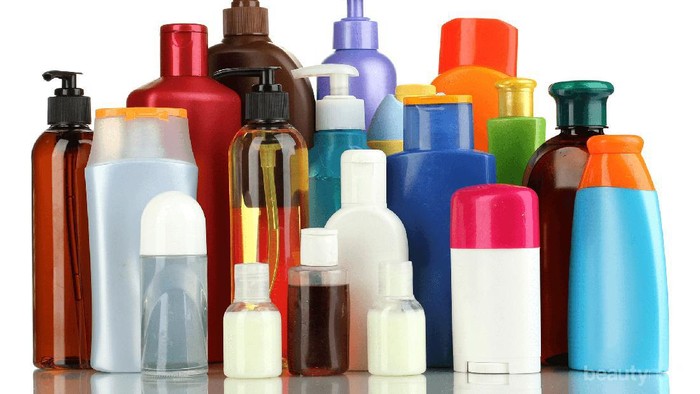 Bukan Tambah Cantik, Ini 5 Dampak Buruk Terlalu Banyak Pakai Produk Skincare! Bukan Tambah Cantik, Ini 5 Dampak Buruk Terlalu Banyak Pakai Produk Skincare!