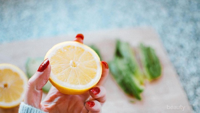 Gak Banyak yang Tahu, Ini Manfaat Lemon Untuk Bersihkan Rumah