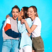 Sayangi Dirimu Ladies, Ini 6 Tipe Teman Toxic yang Harus Kamu Hindari!