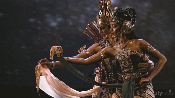 Mainkan Peran Sebagai Wayang Dewi Citrawati, Begini Potret Asmara Abigail