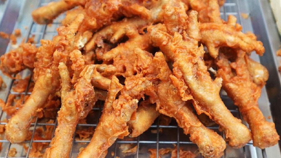 Tips Menggoreng Ceker Ayam agar Gurih, Empuk, dan Anti Alot
