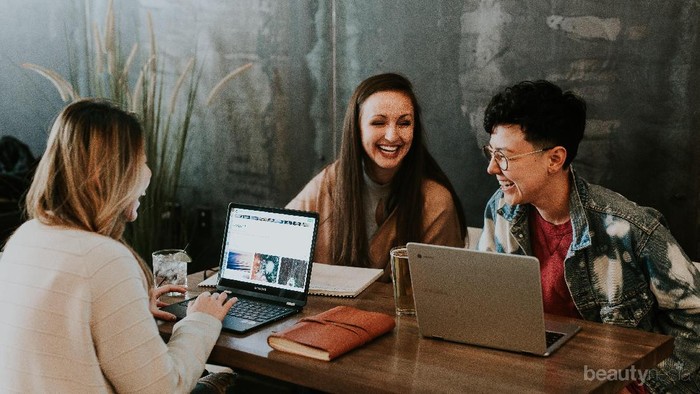 Sedang Stuck dengan Kerjaan? Coba Motivasi Diri Lewat 4 Hal Sederhana Berikut Ini