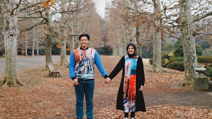 Liburan di Jepang, Ini 5 Potret Mesra Cut Meyriska dan Roger